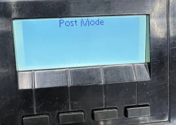 Teléfono en modo POST